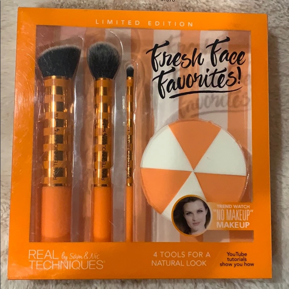 A limited edition Real Techniques Brush Set